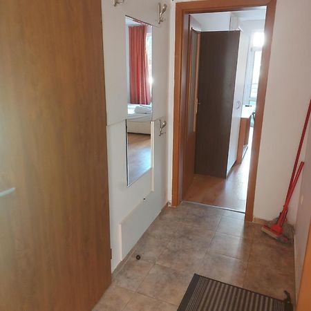 Studio And 1Bedroom Apartment Burgas - Economy Bagian luar foto
