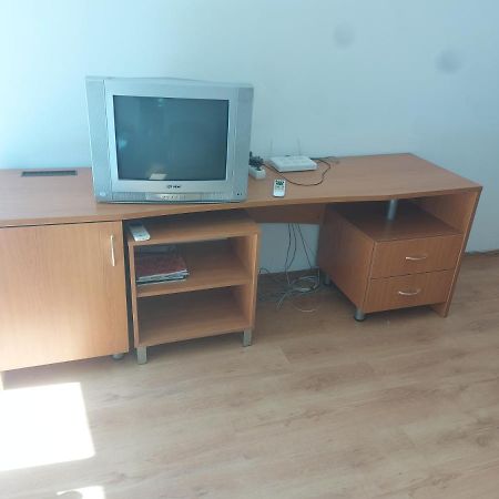 Studio And 1Bedroom Apartment Burgas - Economy Bagian luar foto