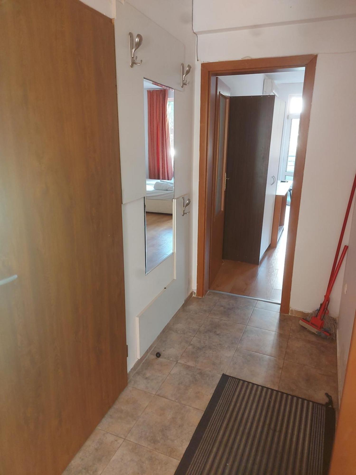 Studio And 1Bedroom Apartment Burgas - Economy Bagian luar foto