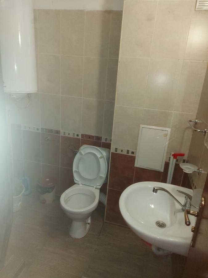 Studio And 1Bedroom Apartment Burgas - Economy Bagian luar foto