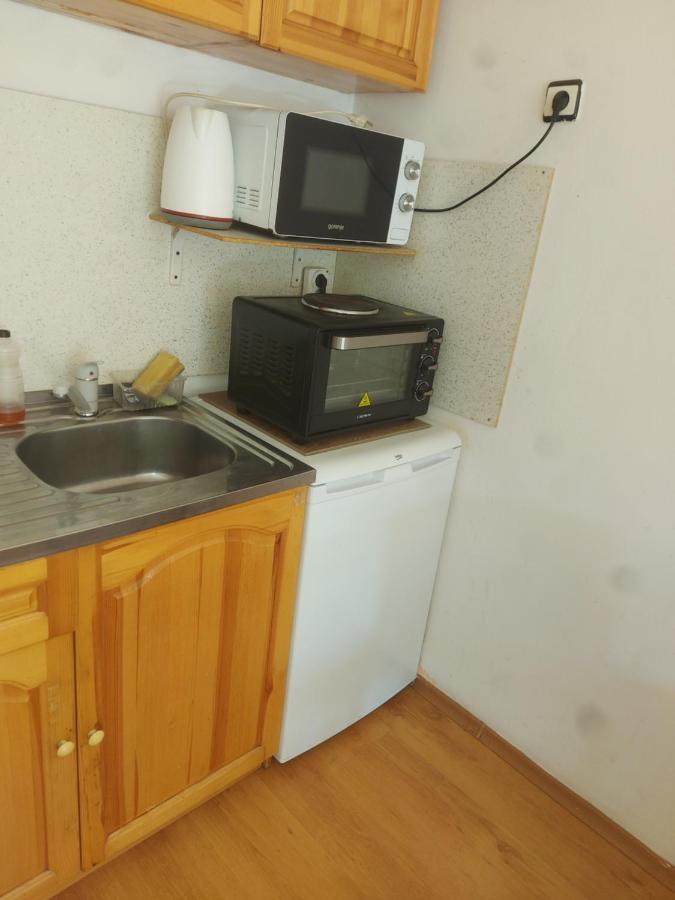 Studio And 1Bedroom Apartment Burgas - Economy Bagian luar foto